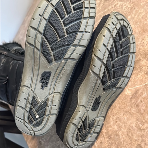 The North Face Black Winter Rain Boots with Insulation